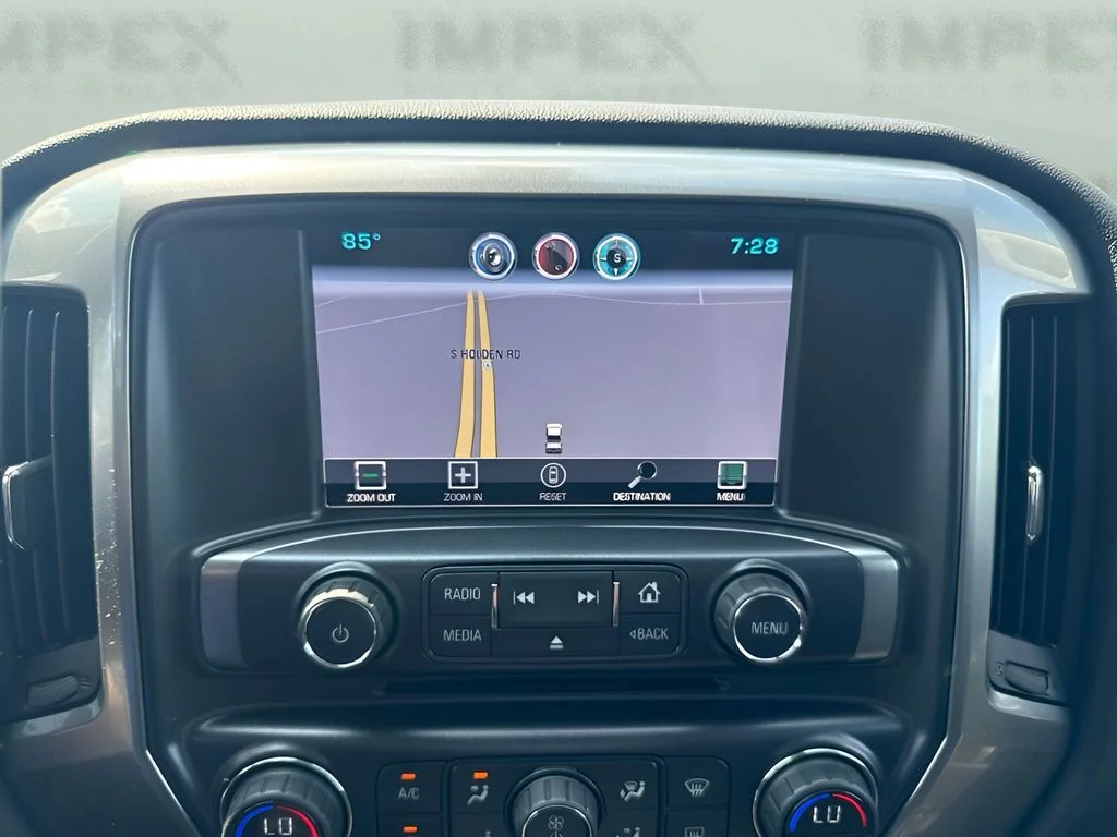 Used 2015 Red Chevrolet LT image 15