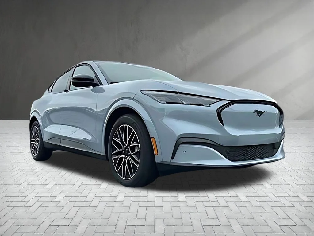 2025 Ford Mustang Mach-E