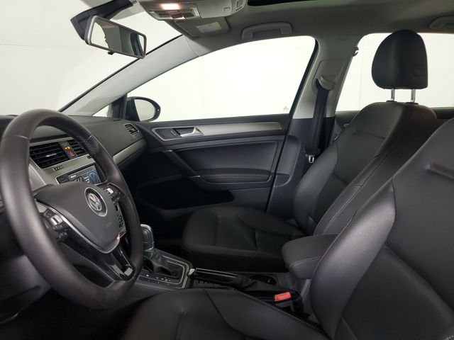 Used 2017 Gray Volkswagen Wolfsburg image 19