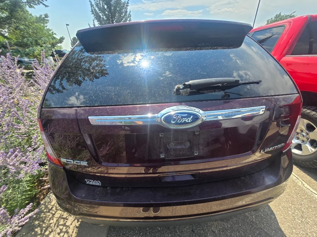 Used 2011 Bordeaux Reserve Red Metallic Ford Limited image 16