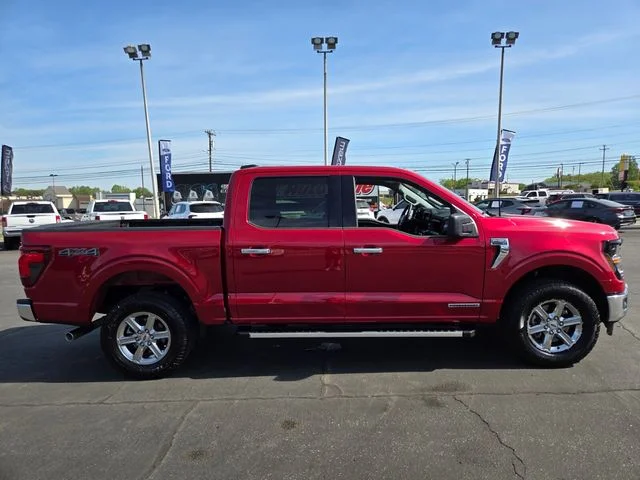 Used 2025 Red Ford XLT image 9