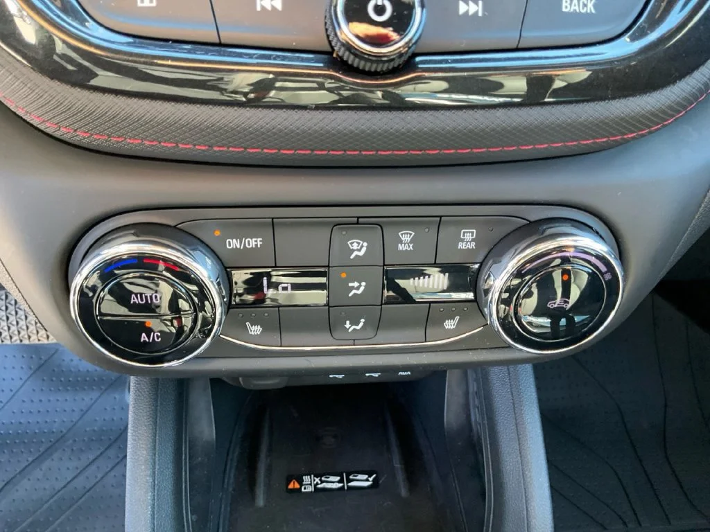 Used 2023 IRIDESCENT PEARL TRICOAT Chevrolet RS image 23