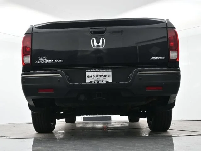 Used 2017 Black Honda Black Edition image 28