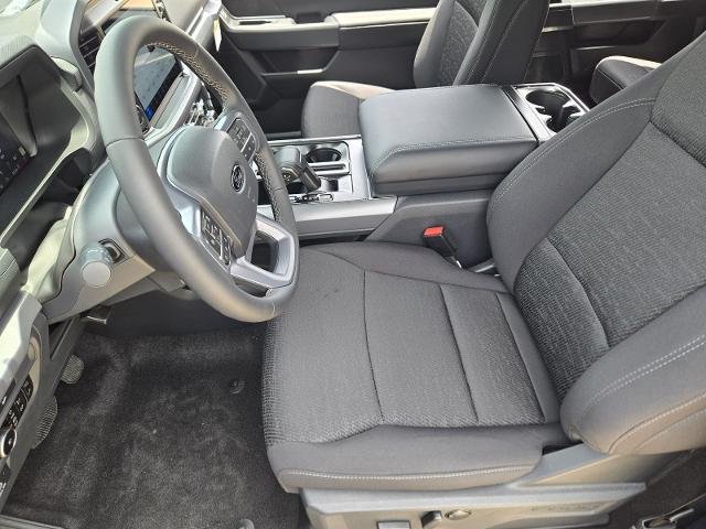 New 2026 Agate Black Metallic Ford XLT image 28