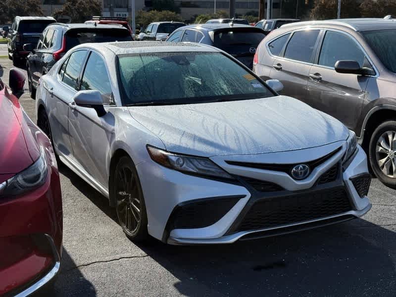 2023 Toyota Camry Hybrid XSE