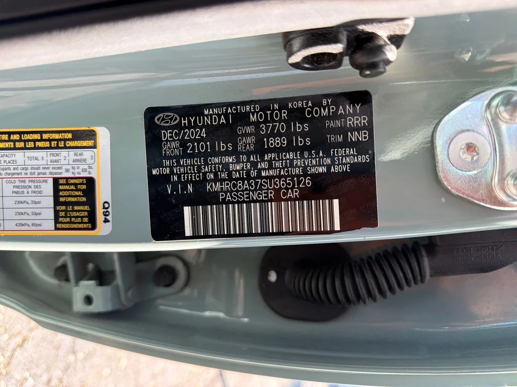 Used 2025 Mirage Green Hyundai SEL image 36