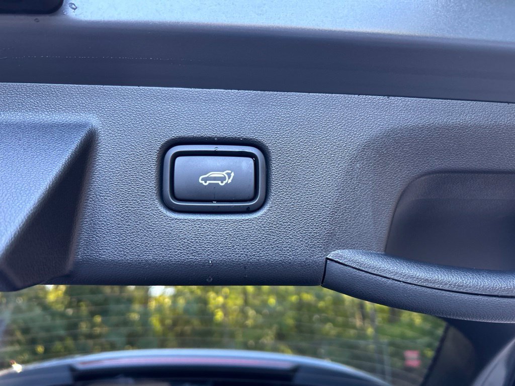 Used 2026 Gray Hyundai SEL image 31