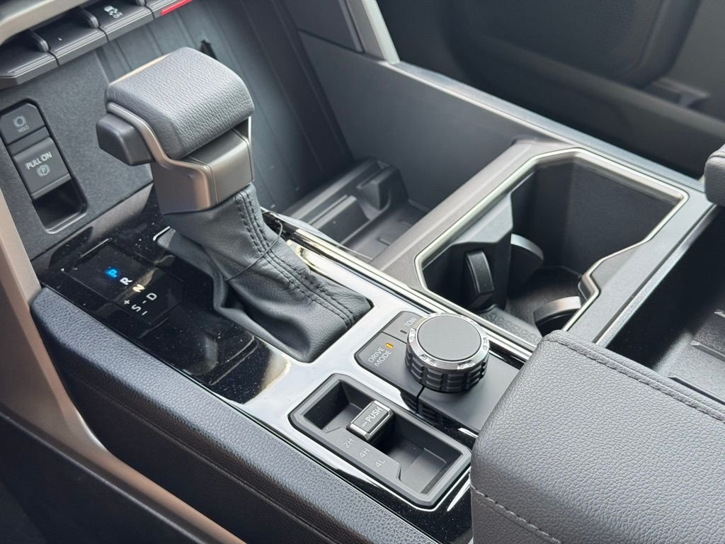 2026 Toyota Tundra SR5 - Photo 25