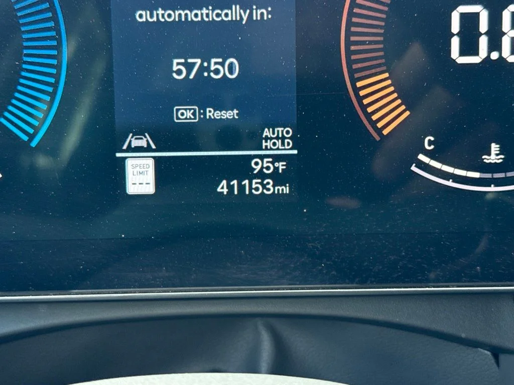 Used 2025 Blue Hyundai SEL image 24