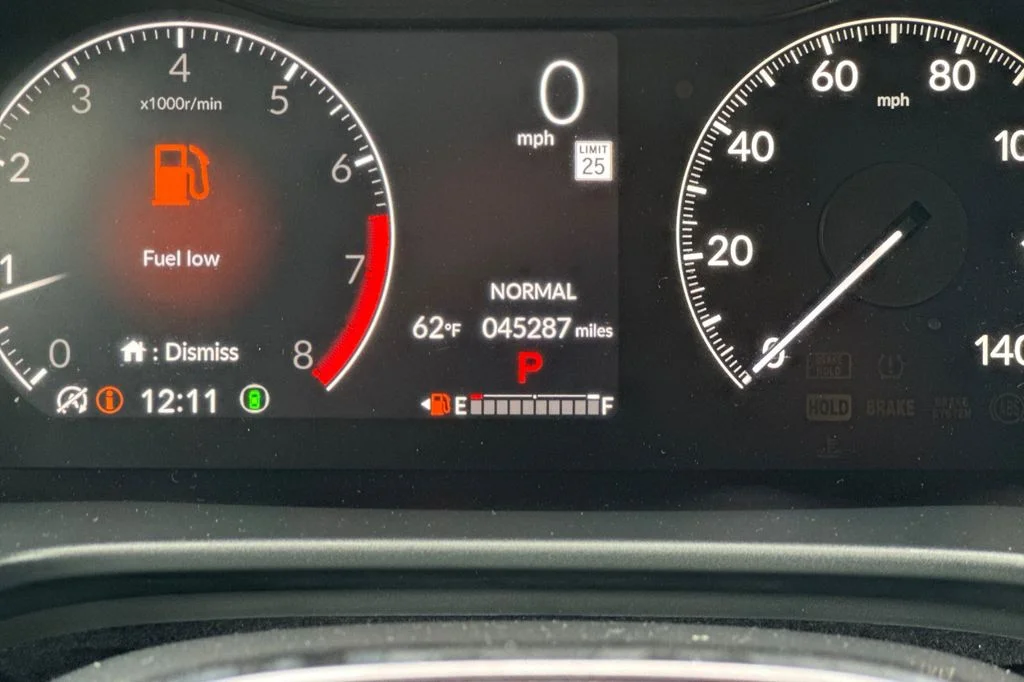 Used 2024  Honda EX-L image 32