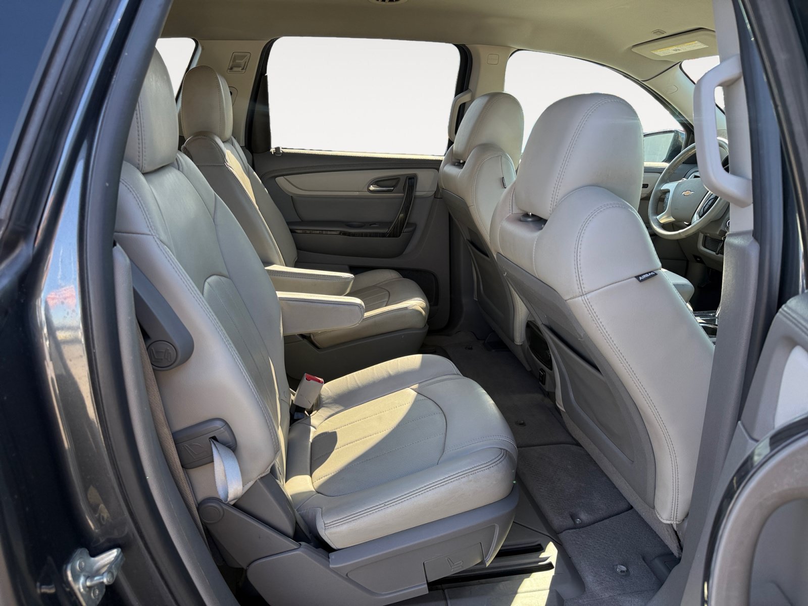 Used 2014 Cyber Gray Metallic Chevrolet LTZ image 18