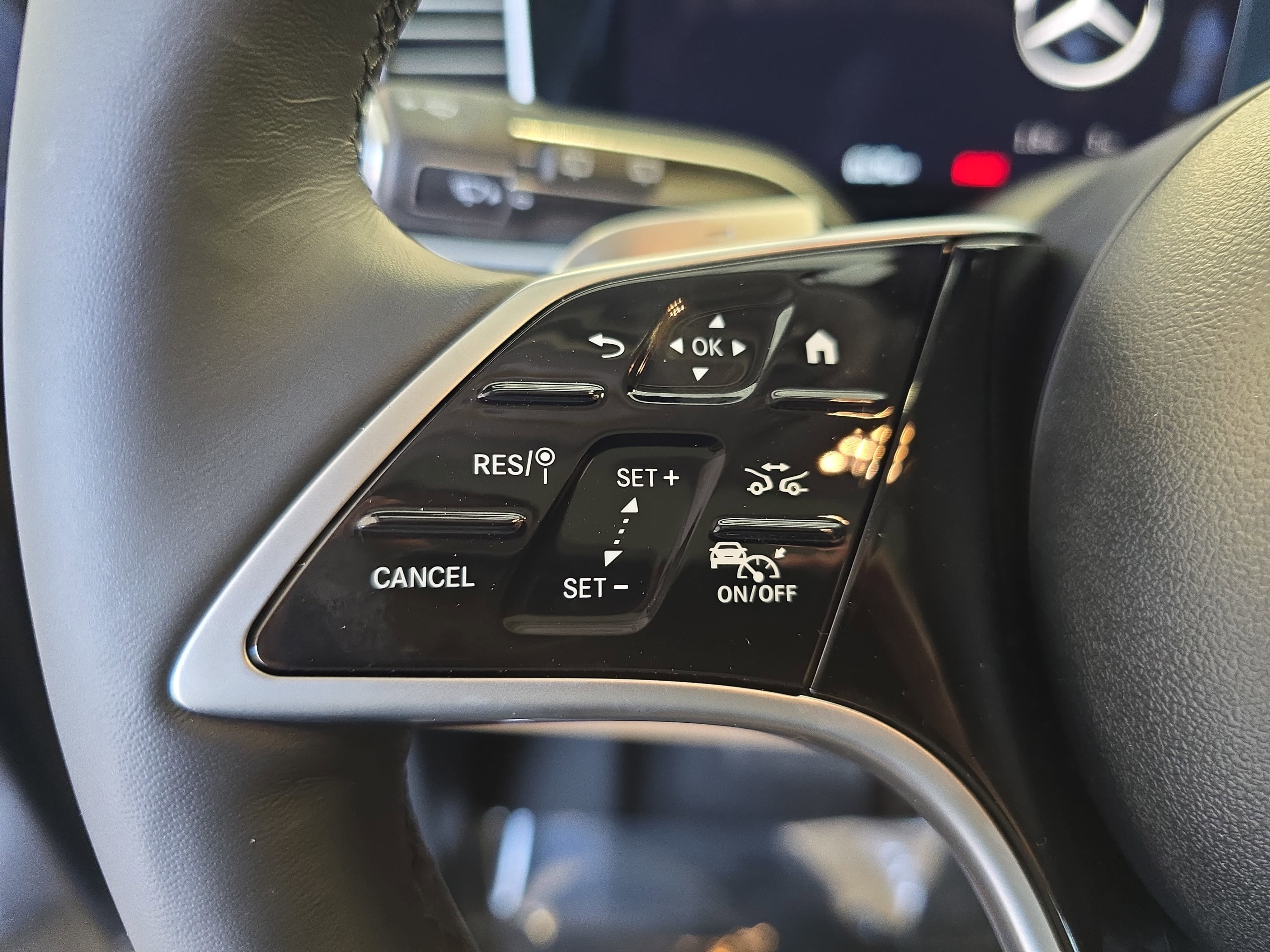 New 2026 Twilight Blue Metallic Mercedes-Benz GLE350 image 18