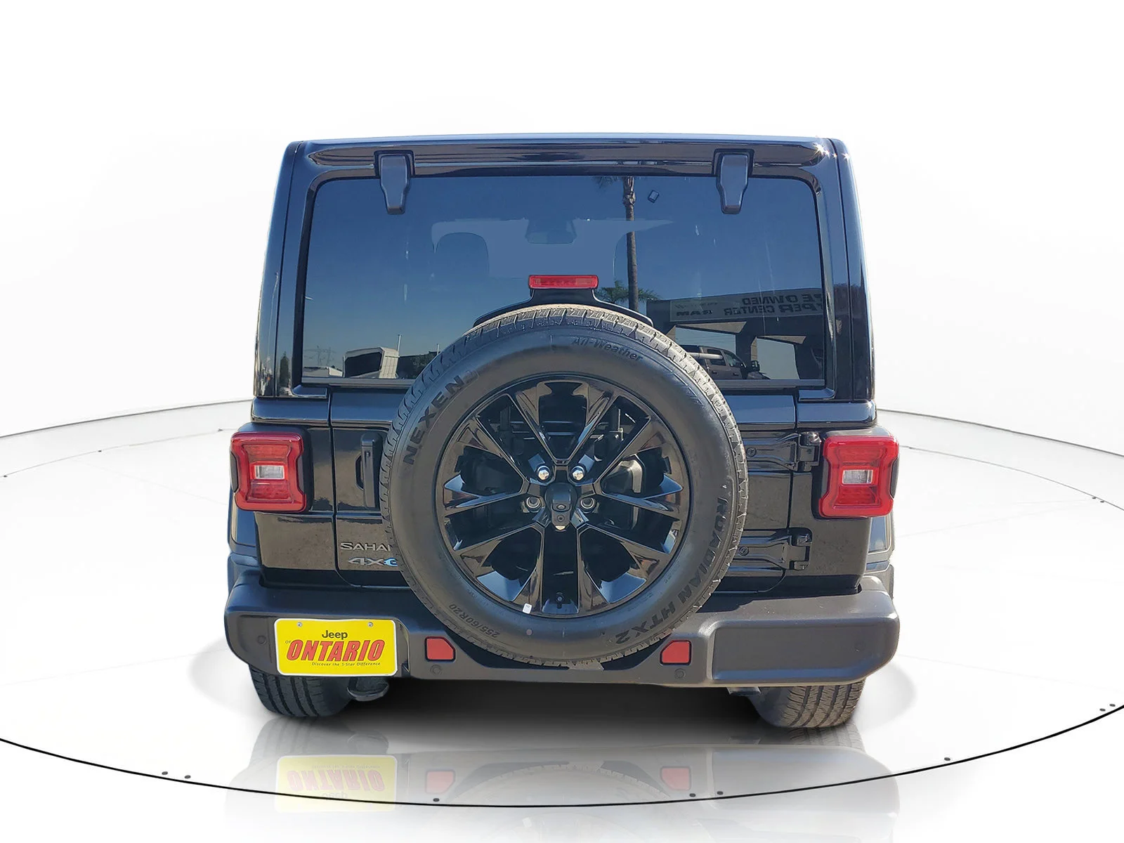 Certified Used 2025 Black Jeep Sahara 4xe image 4