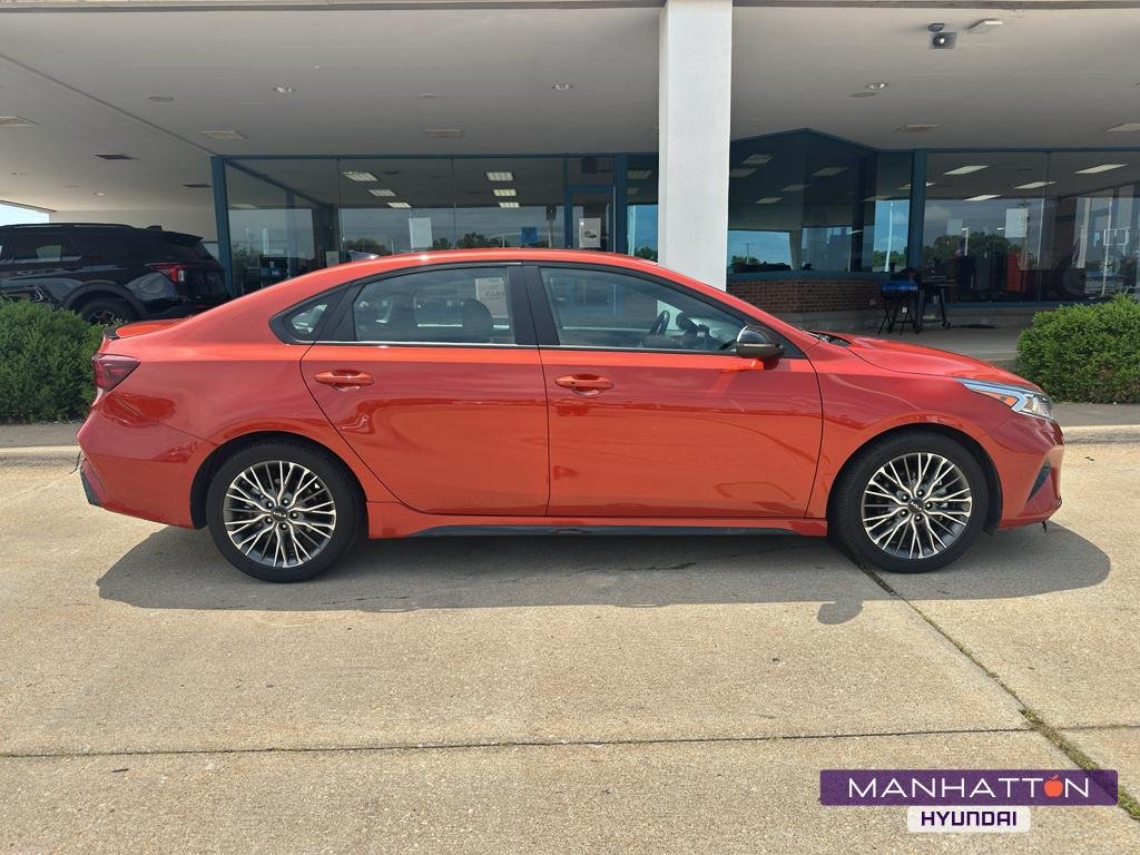 2022 Kia Forte GT-Line AT's photo