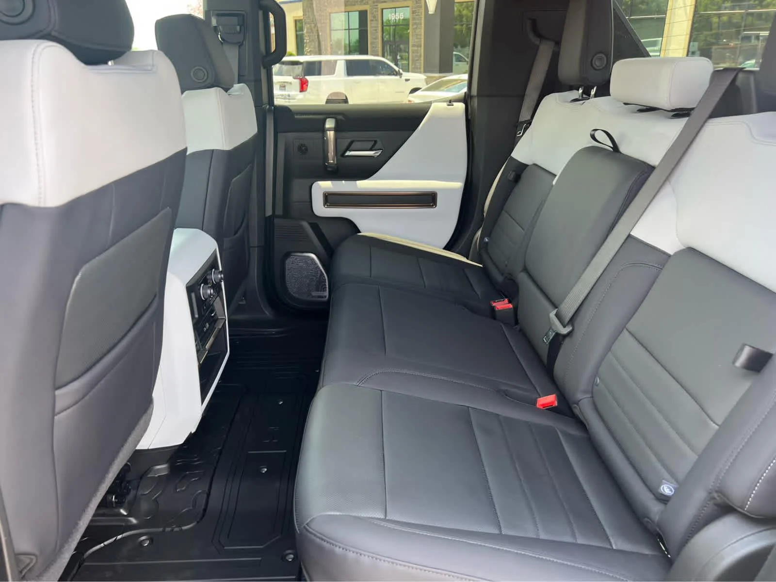 2025 GMC HUMMER EV 3X - Photo 29