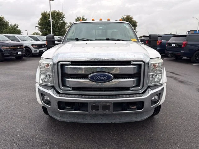 Used 2016 White Platinum Tri-Coat Metallic Ford Lariat image 2
