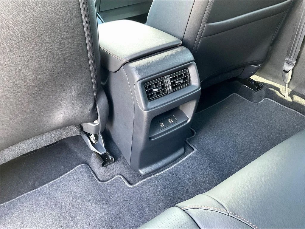 New 2026 Platinum White Pearl Honda AWD Sport-L Hybrid image 11