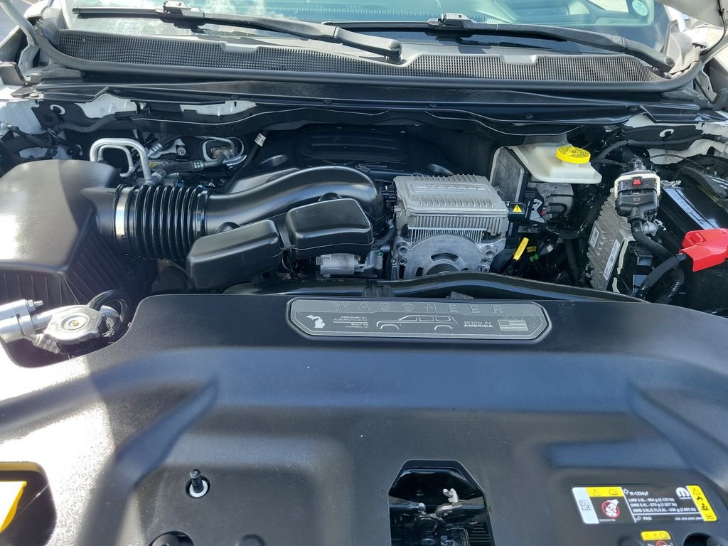 Used 2022 White Jeep Series III image 29