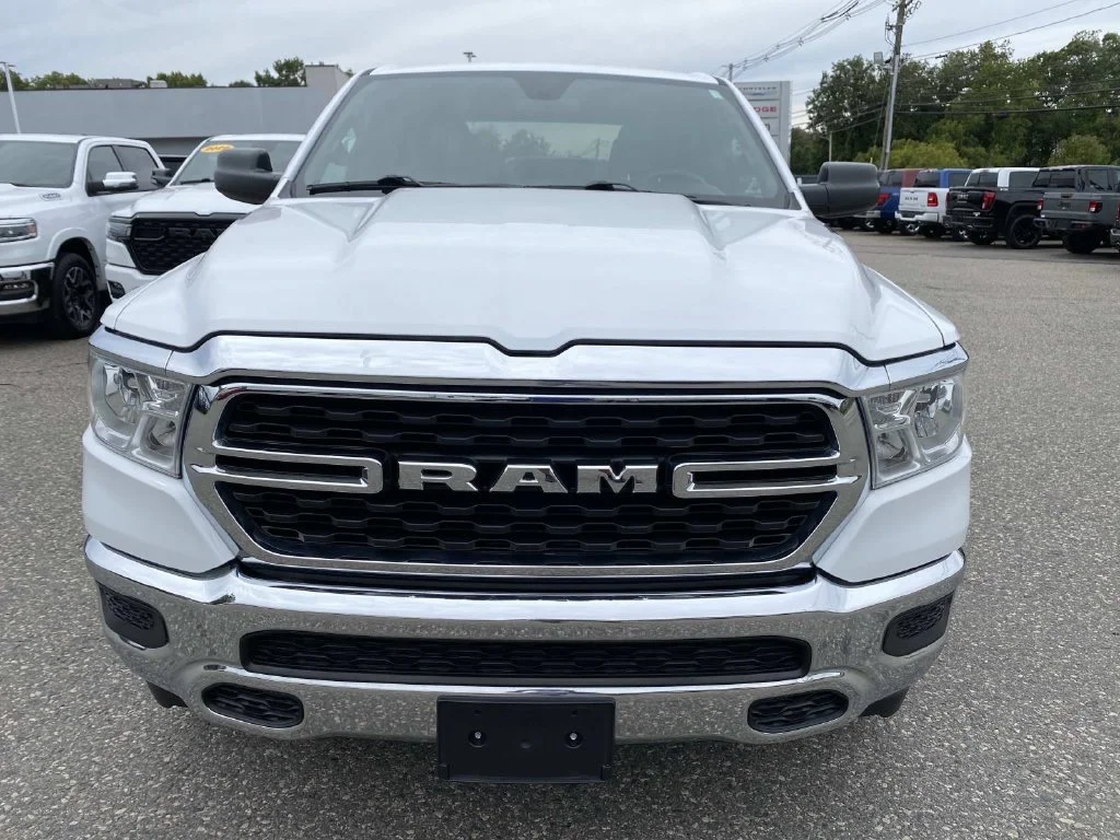 Certified Used 2023 White Ram Big Horn/Lone Star image 9