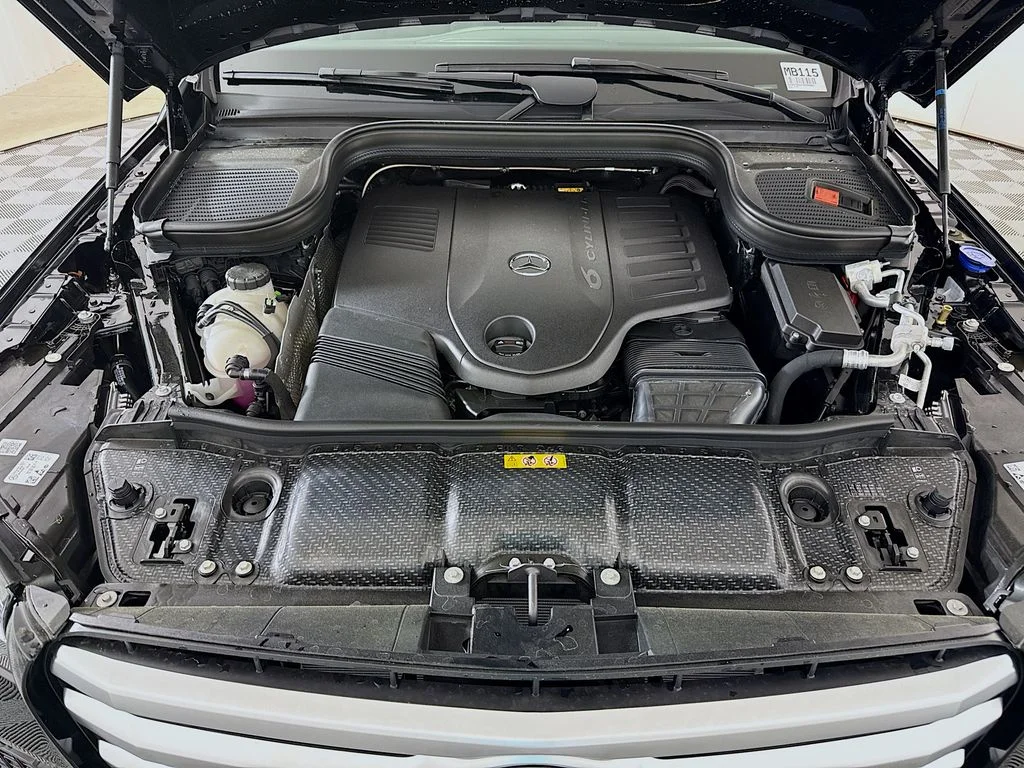 Certified Used 2026 Black Mercedes-Benz GLS 450 image 33
