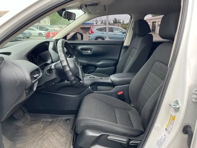 Used 2024 Platinum White Pearl Honda LX image 12