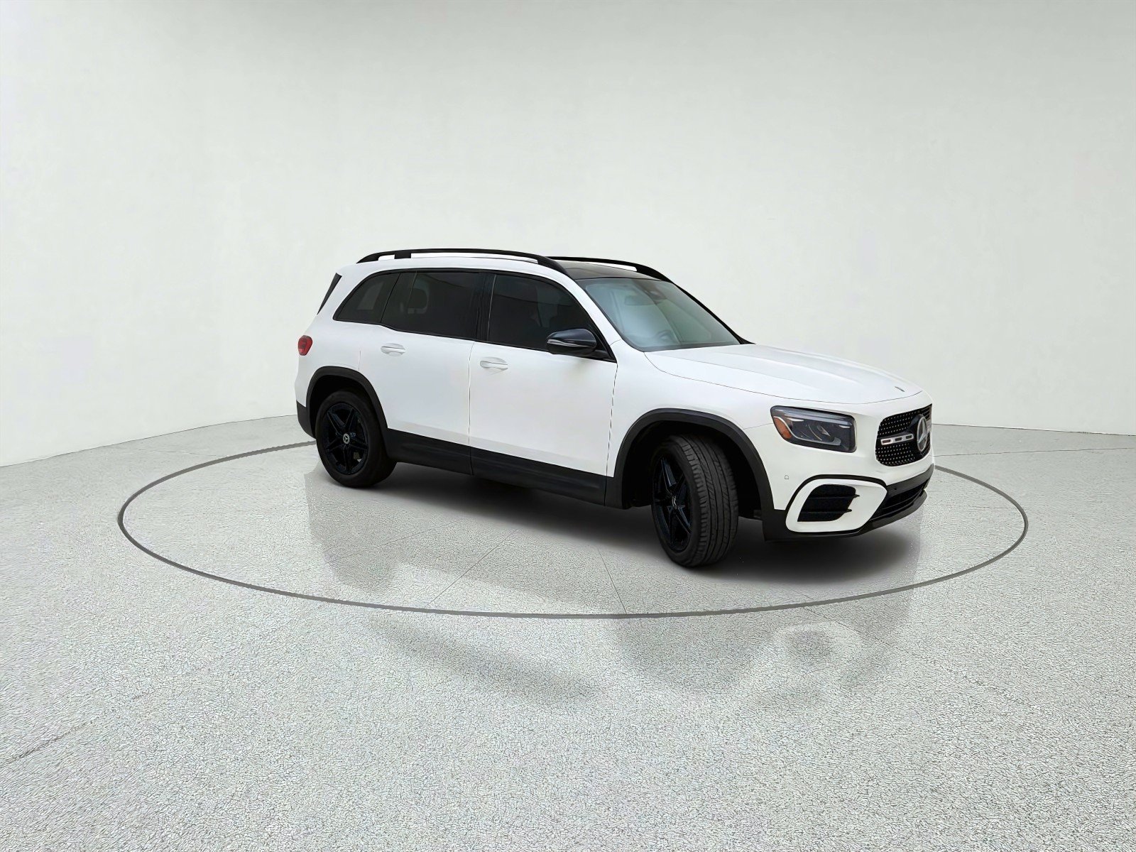 Used 2024 Polar White Mercedes-Benz AMG® Line Package image 5
