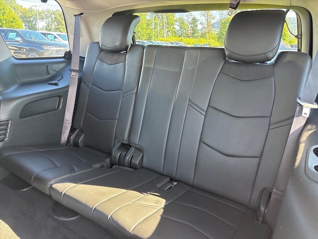 2015 Cadillac Escalade Luxury - Photo 25