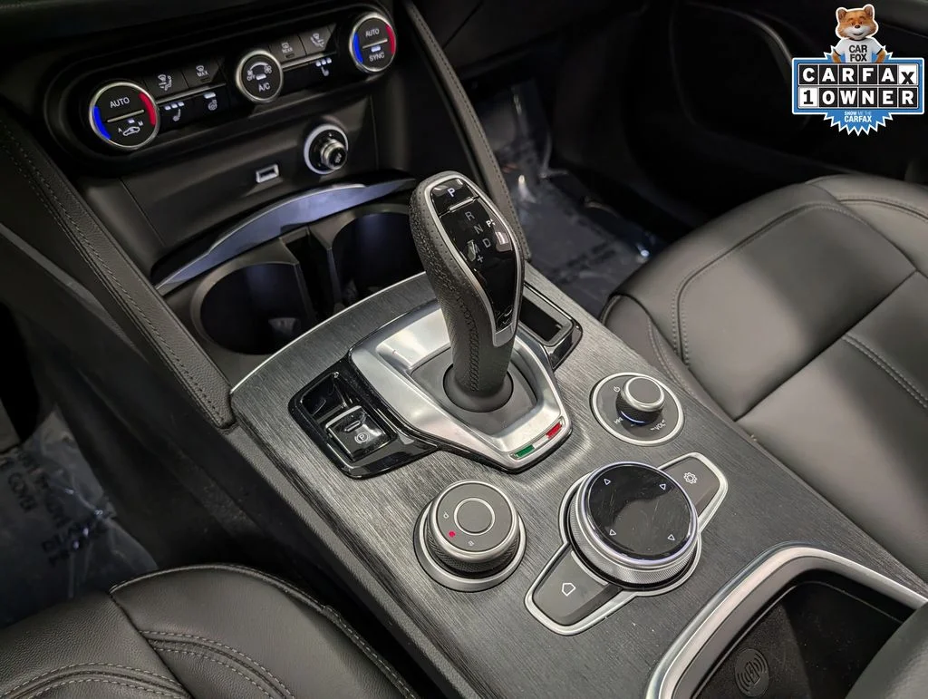 Used 2023 Black Alfa Romeo  image 15