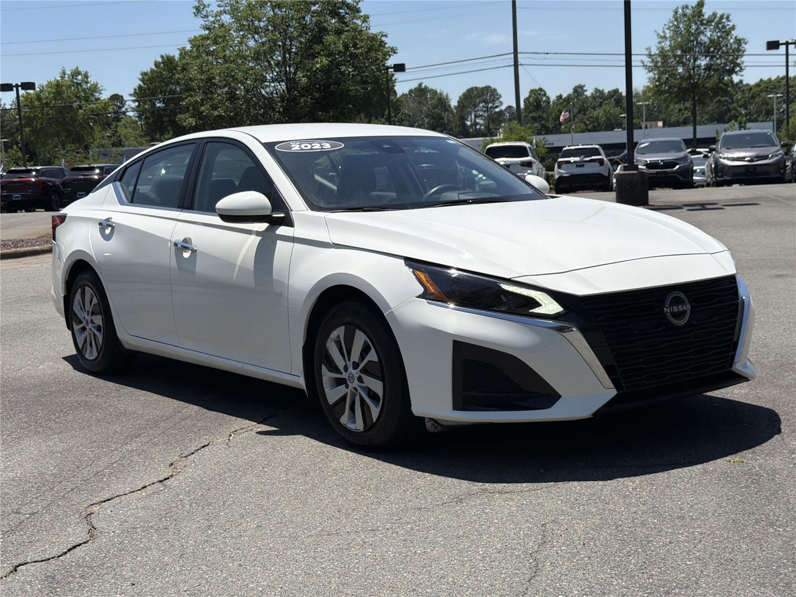 Used 2023 Glacier White Nissan 2.5 S image 26