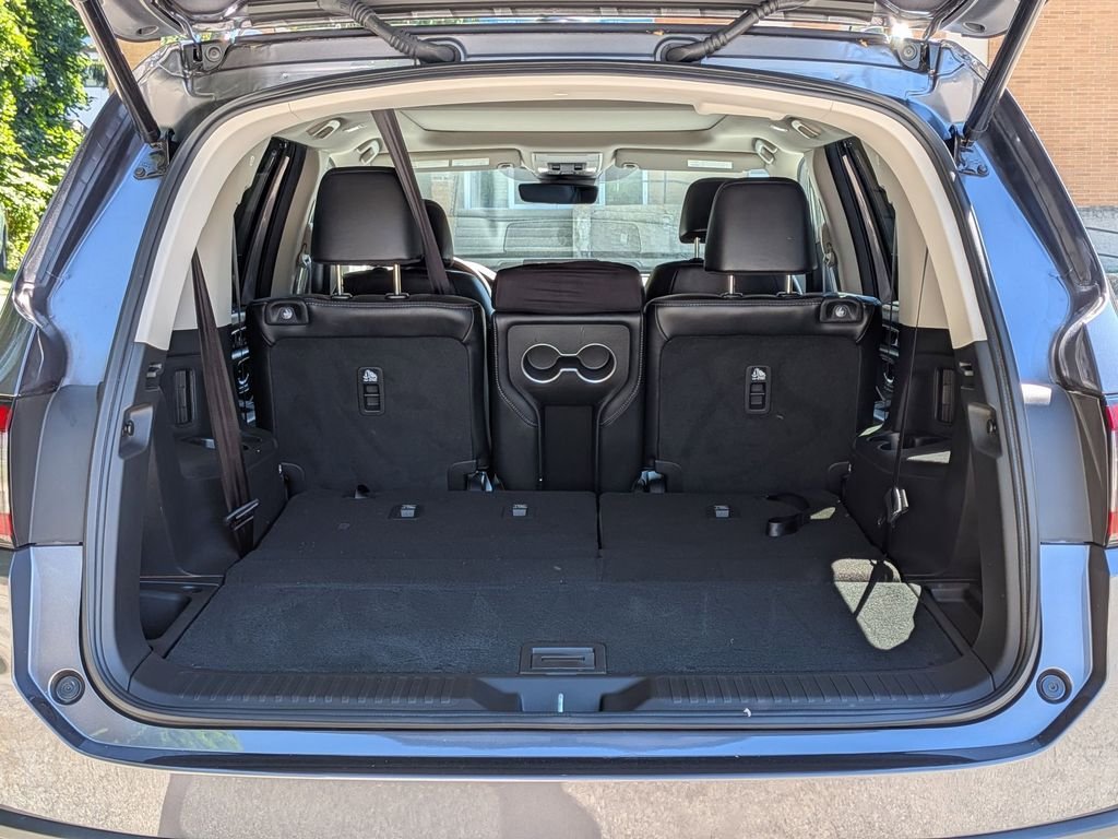 Used 2025 Gray Honda Touring image 6