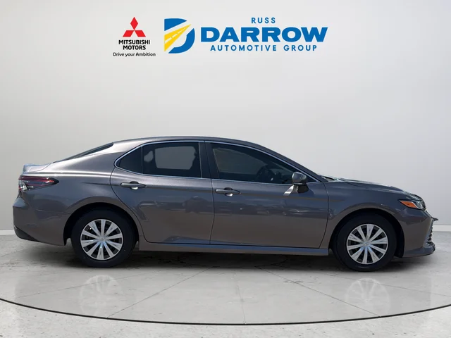 Used 2022 Gray Toyota LE image 6