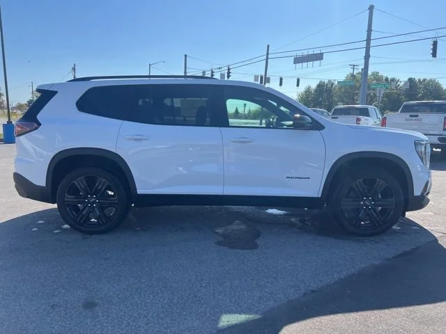 New 2026 Summit White GMC Elevation image 5