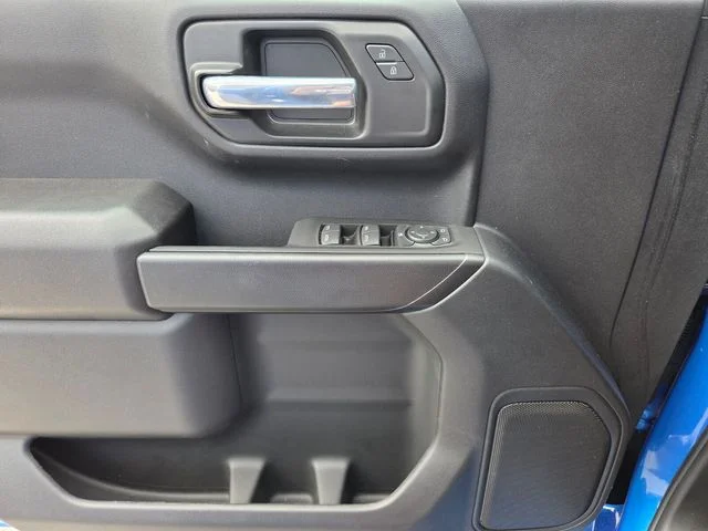 2025 Chevrolet Silverado 1500 Custom - Photo 23