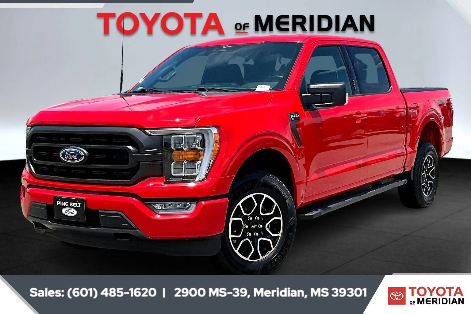 Used 2023 Race Red Ford XLT image 10