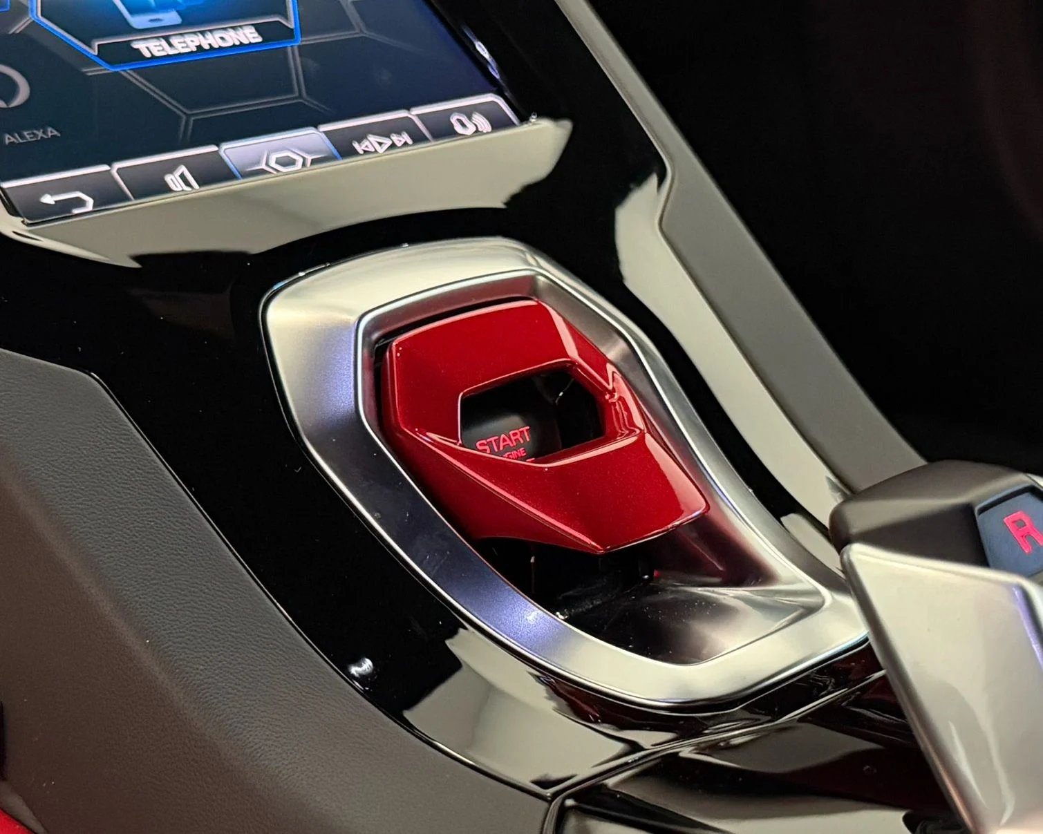 Used 2022  Lamborghini Base image 28