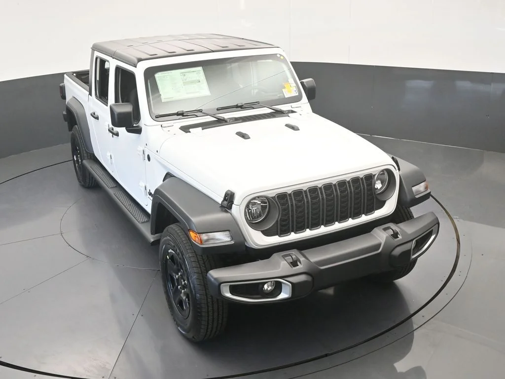 New 2026 Bright White Clear-Coat Exterior Paint Jeep Sport image 50