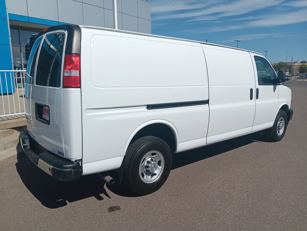 Used 2024 Summit White Chevrolet WT image 5