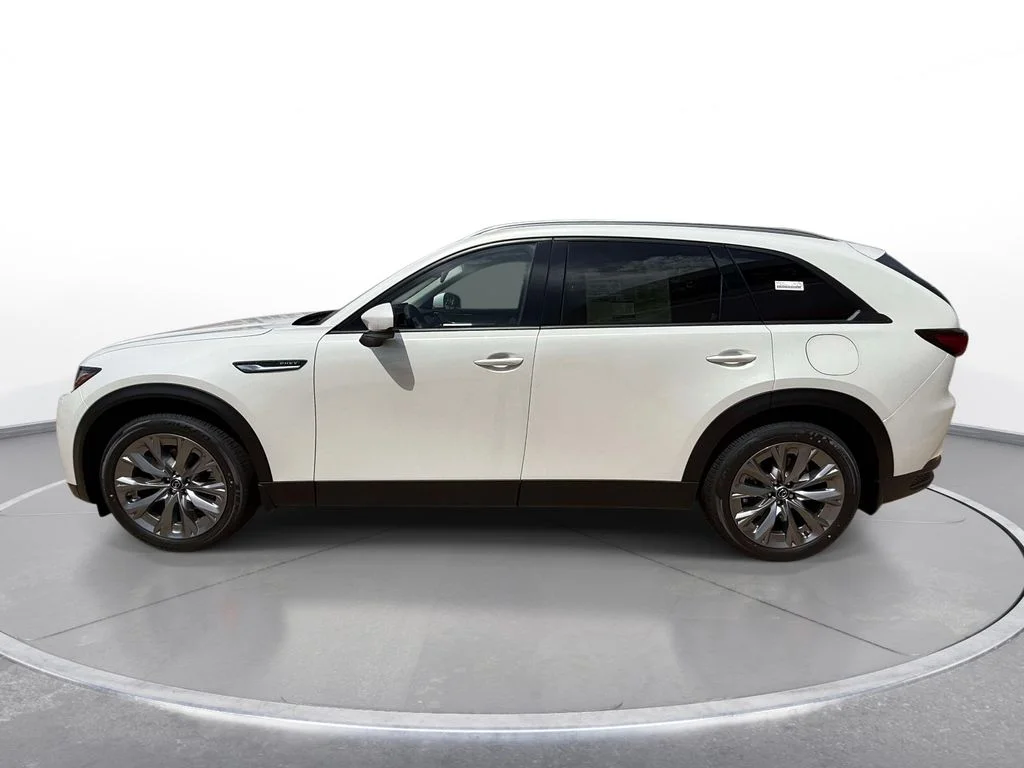 New 2026 White Mazda Preferred image 5