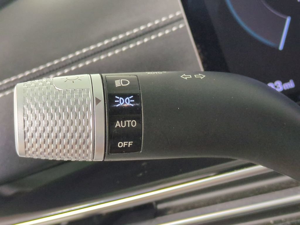2025 GENESIS GV80 Standard - Photo 31