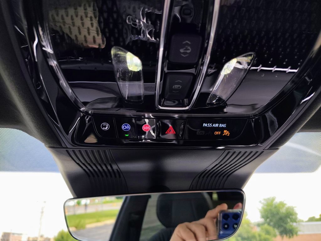 2027 Cadillac VISTIQ Premium Luxury - Photo 32
