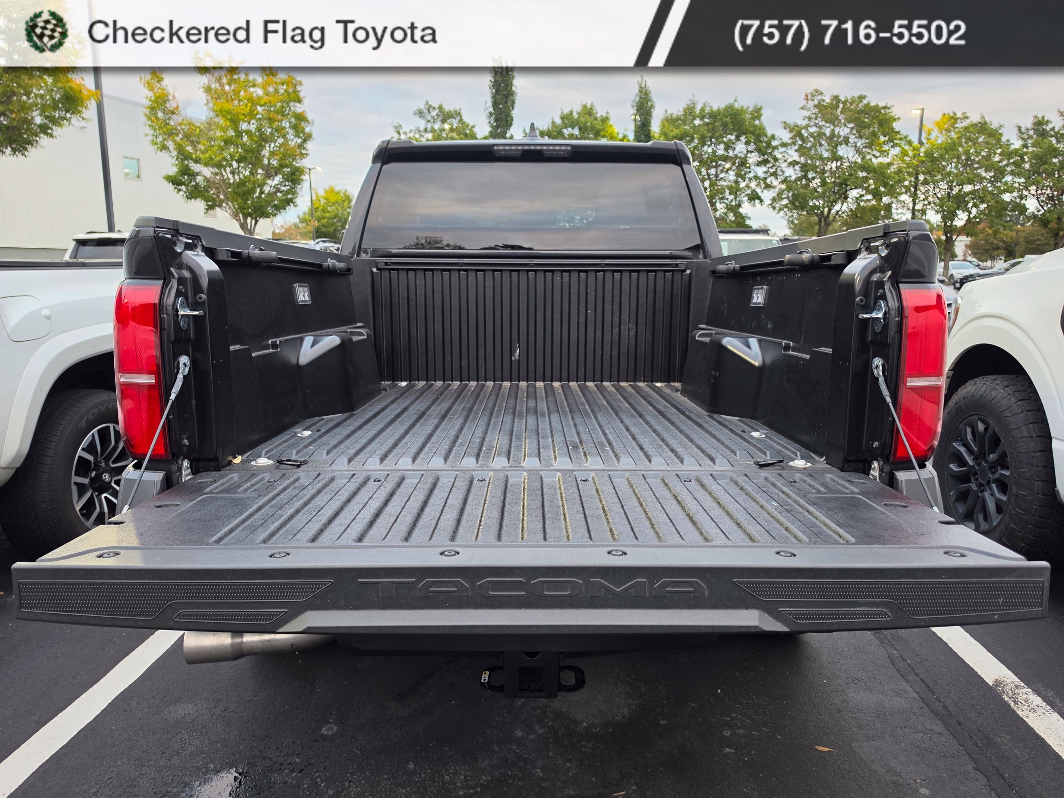 Used 2026 Underground Toyota SR5 image 7