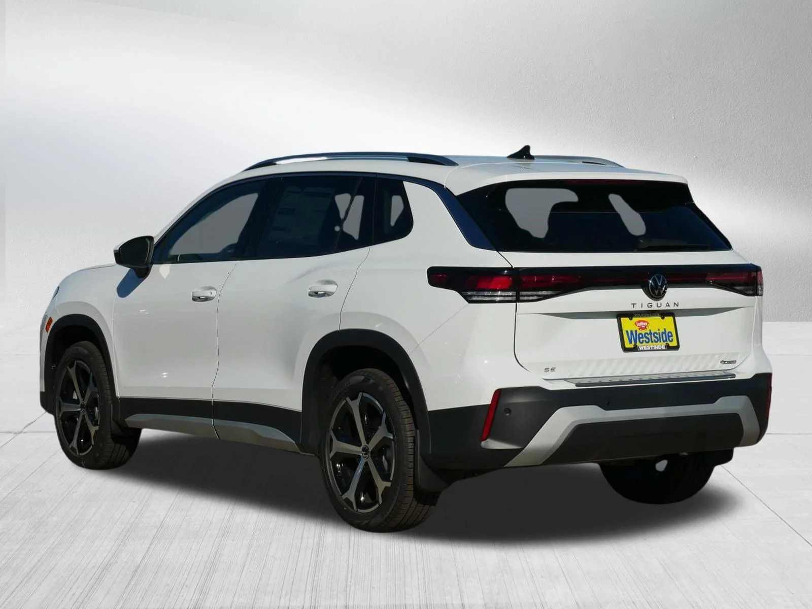 New 2026 Pure White Volkswagen SE image 2