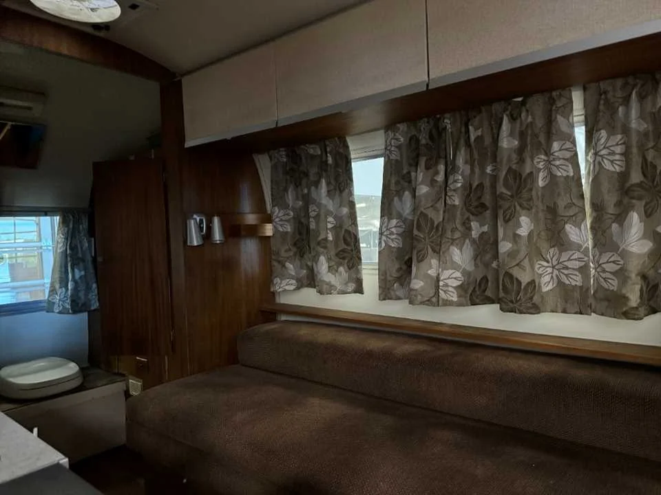 Used 1965 SILVER AIRSTREAM  image 10