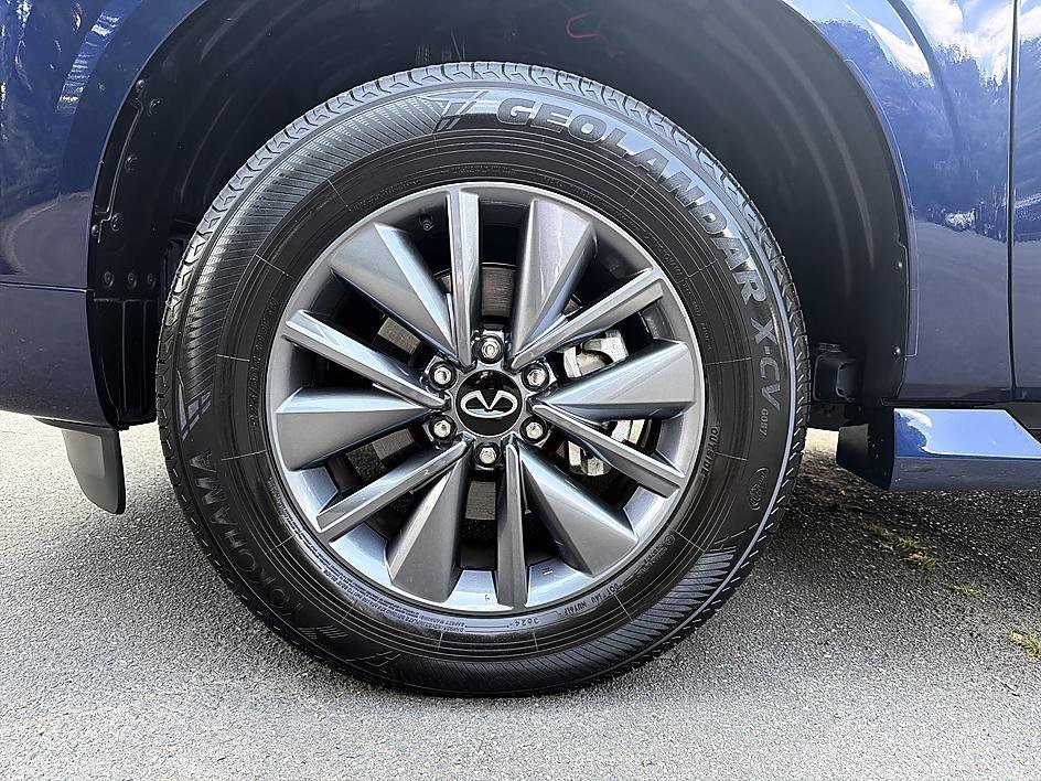 Certified Used 2025 Grand Blue INFINITI PURE image 9