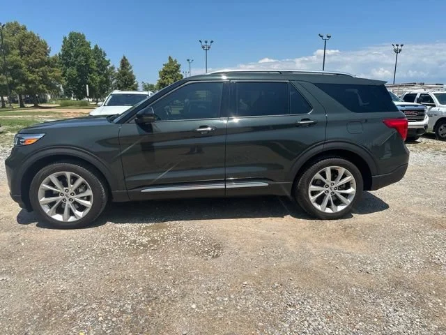 Used 2023 Green Ford Platinum image 7
