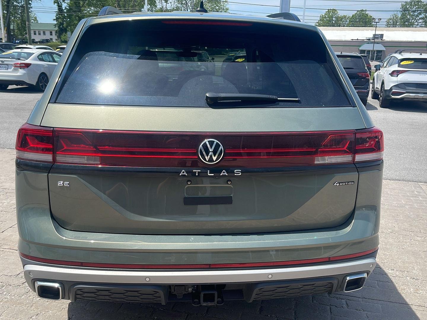 Used 2025 Avocado Green Pearl Volkswagen 2.0T Peak Edition image 5