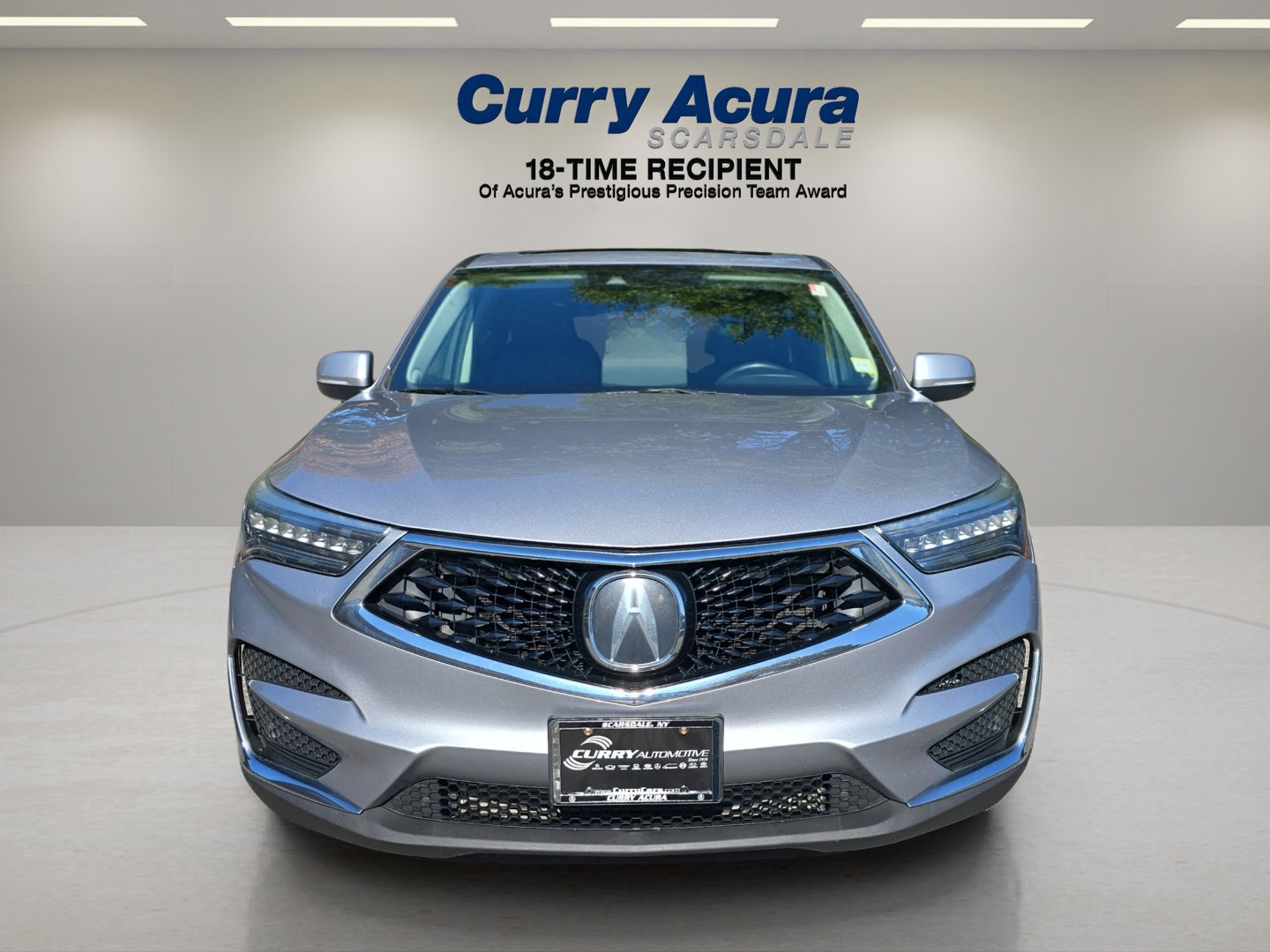 Used 2019 Silver Acura SH-AWD image 8