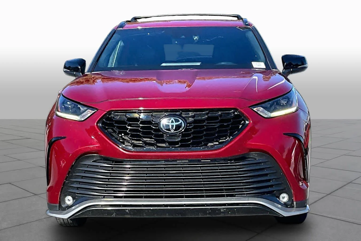 Used 2023 Ruby Flare Pearl Toyota XSE image 4