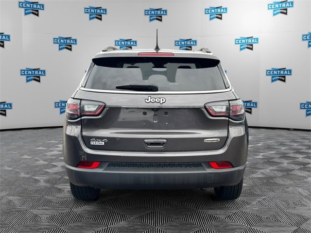 2022 Jeep Compass Latitude Lux Altitude photo 3