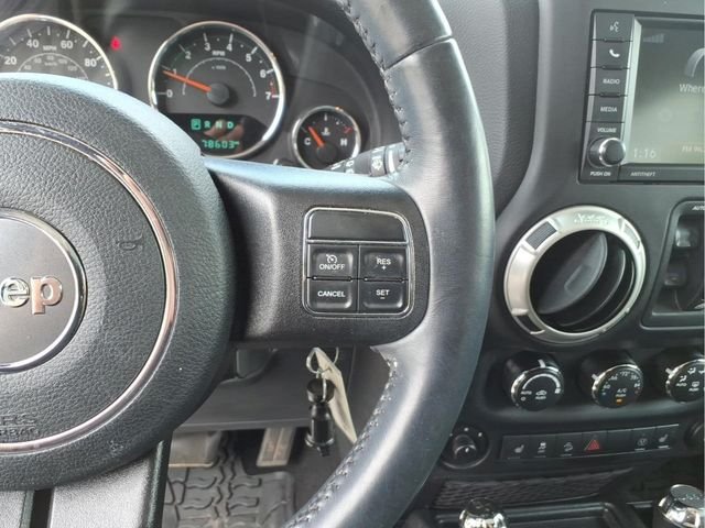 Used 2018 White Jeep Unlimited Sahara image 23